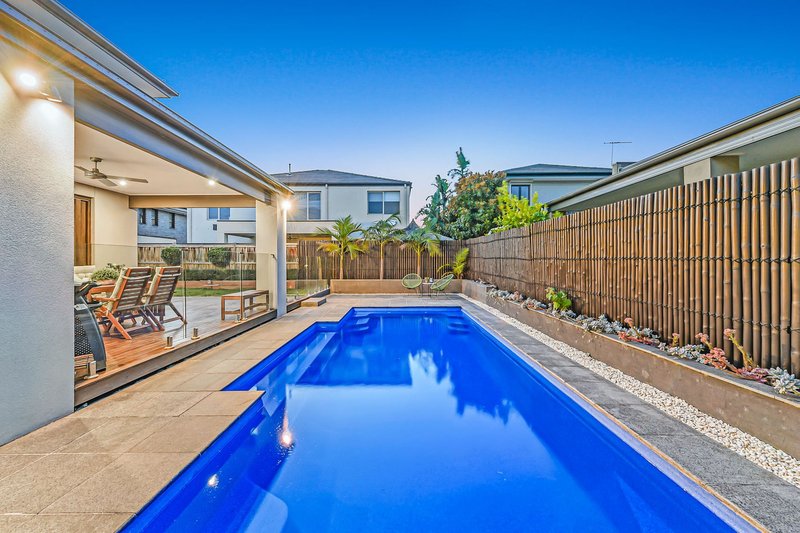 Photo - 15 Wendyn Avenue, Keysborough VIC 3173 - Image 15