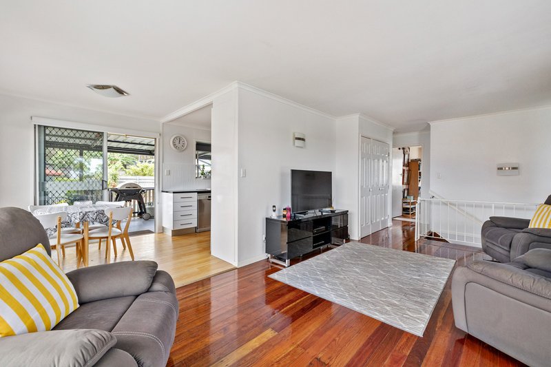 Photo - 15 Wentworth Drive, Capalaba QLD 4157 - Image 4