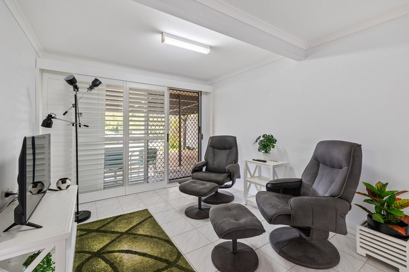 Photo - 15 Wentworth Drive, Capalaba QLD 4157 - Image 11