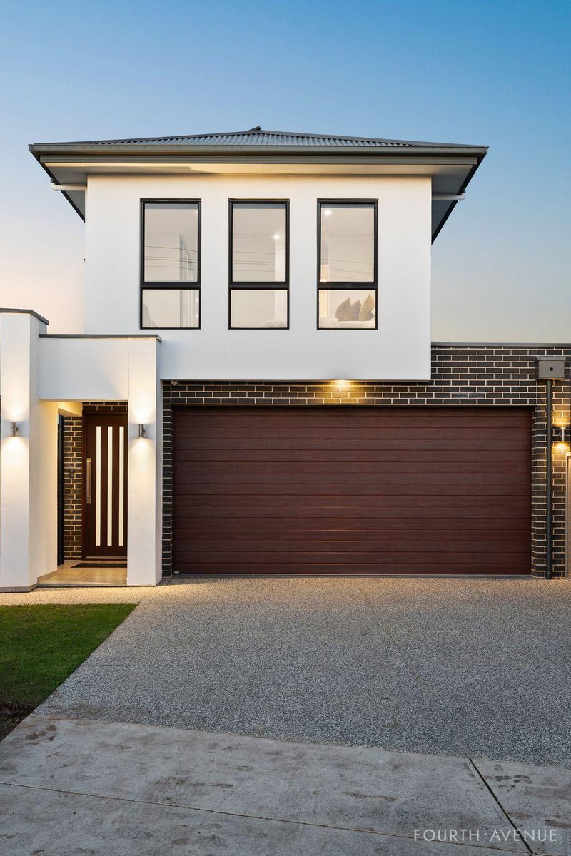 Photo - 15 Westall Avenue, Flinders Park SA 5025 - Image 2