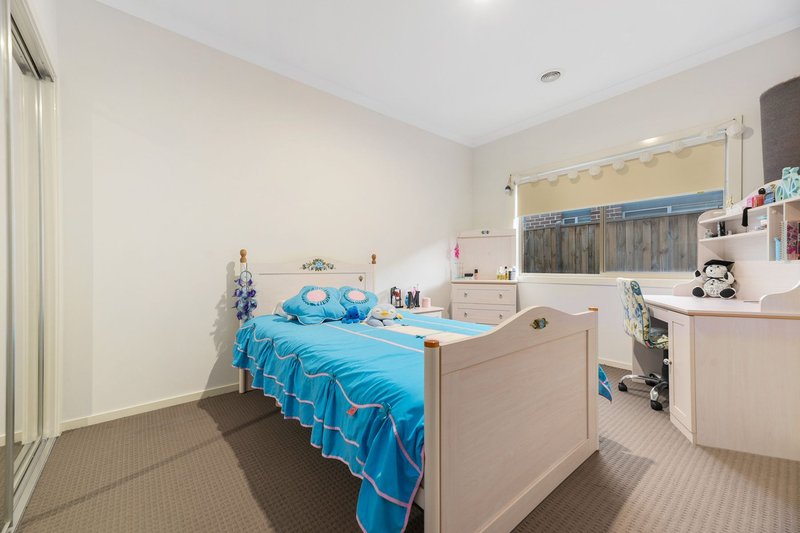 Photo - 15 Weston Street, Keysborough VIC 3173 - Image 10