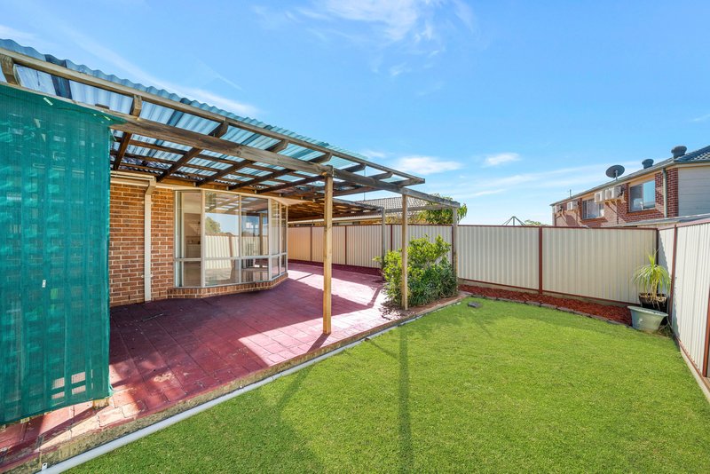 Photo - 15 White Cliffs Avenue, Hoxton Park NSW 2171 - Image 15