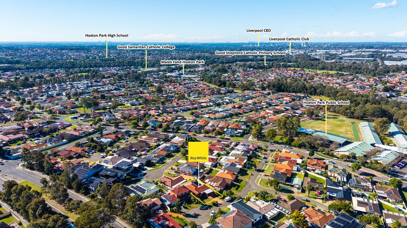 Photo - 15 White Cliffs Avenue, Hoxton Park NSW 2171 - Image 18