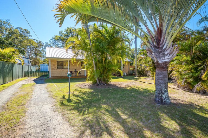 Photo - 15 Whiting Street, Beachmere QLD 4510 - Image 8