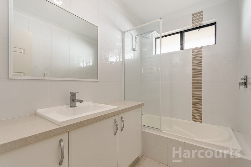 Photo - 15 Wilcannia Elbow , Currambine WA 6028 - Image 14