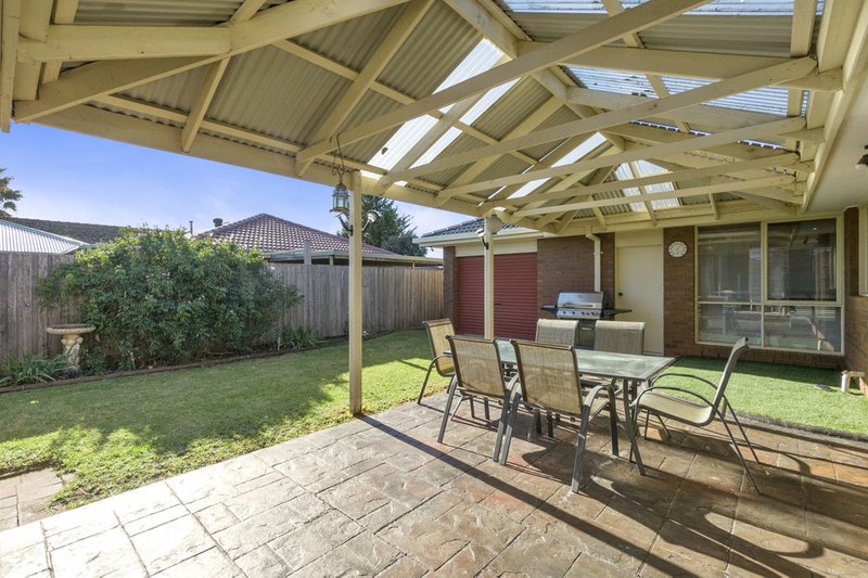 Photo - 15 Wildflower Crescent, Hoppers Crossing VIC 3029 - Image 14