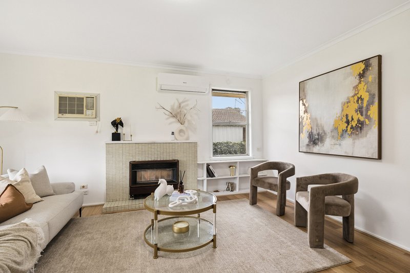 Photo - 15 Willow Street, Werribee VIC 3030 - Image 4
