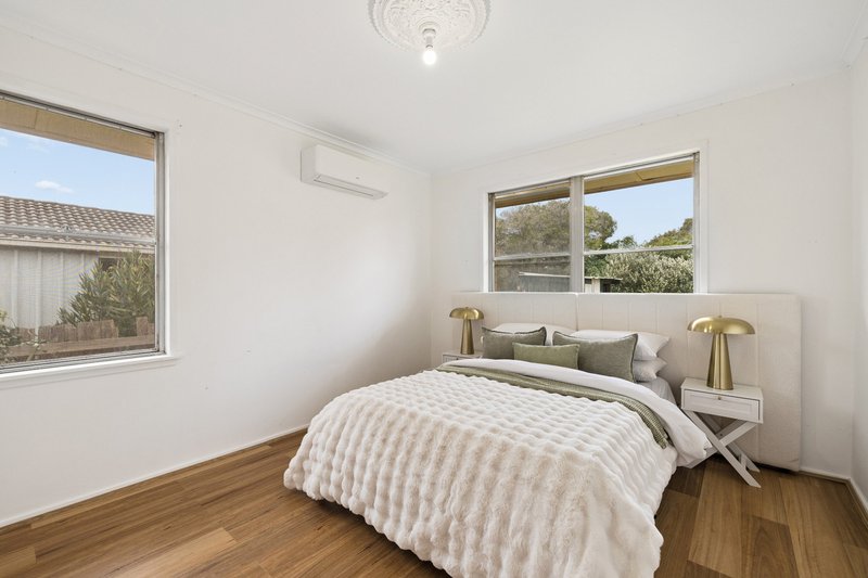 Photo - 15 Willow Street, Werribee VIC 3030 - Image 8