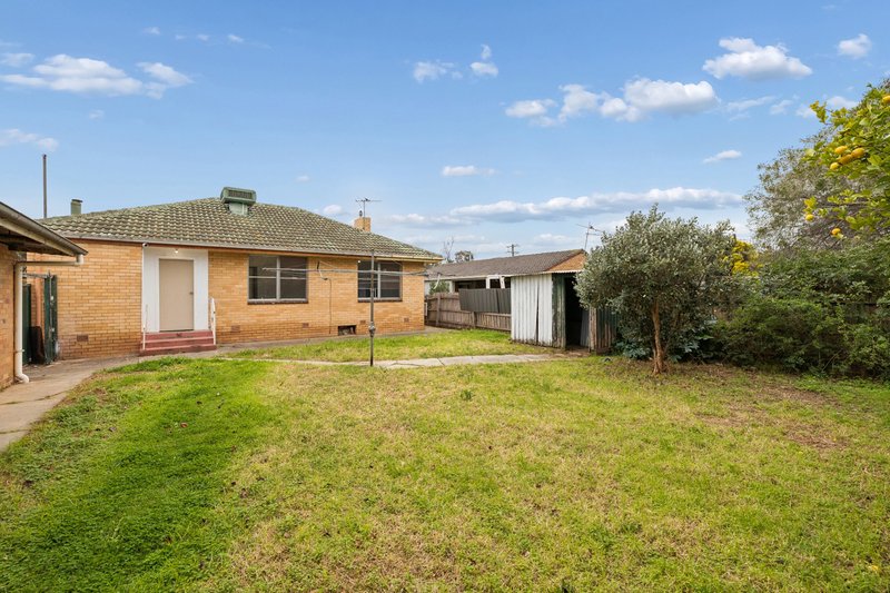 Photo - 15 Willow Street, Werribee VIC 3030 - Image 15