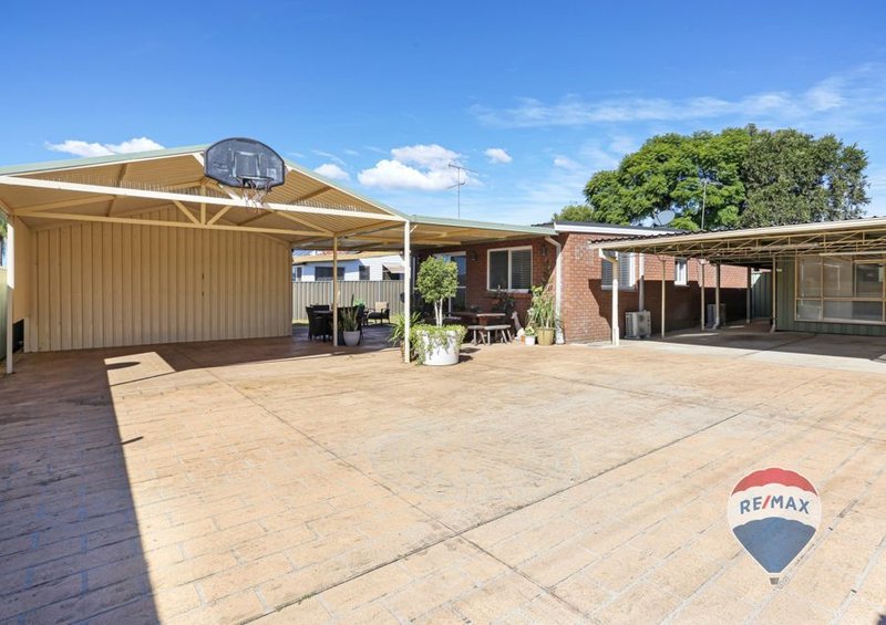 Photo - 15 Windermere Avenue, Cambridge Park NSW 2747 - Image 11