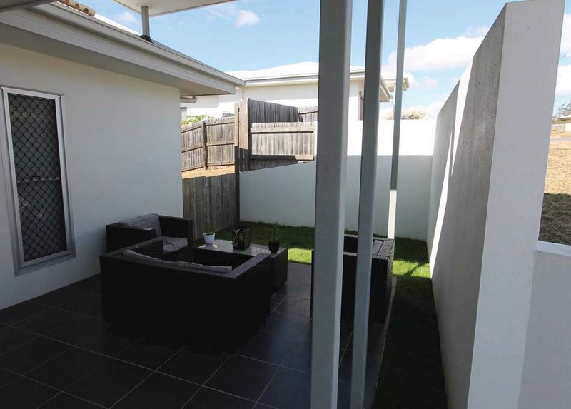 Photo - 15 Windjana Court, New Auckland QLD 4680 - Image 7