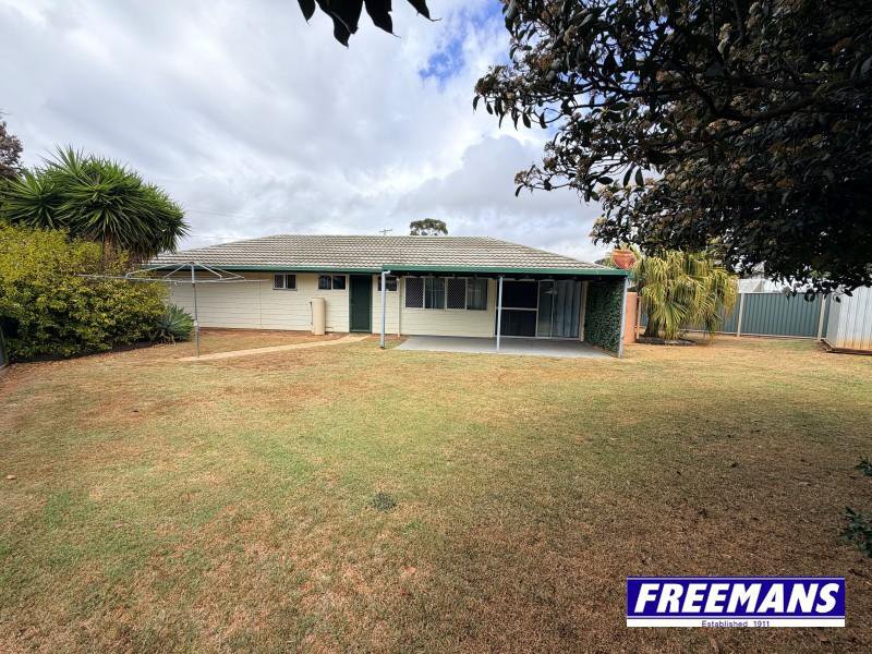 Photo - 15 Windsor Circle, Kingaroy QLD 4610 - Image 24