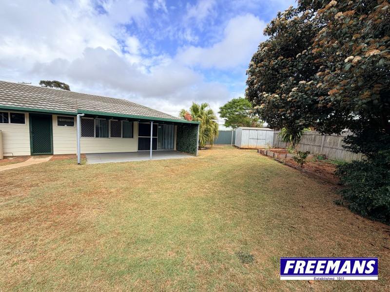 Photo - 15 Windsor Circle, Kingaroy QLD 4610 - Image 25