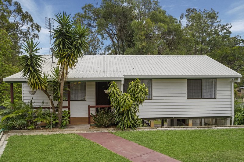 15 Windsor Place, Molendinar QLD 4214