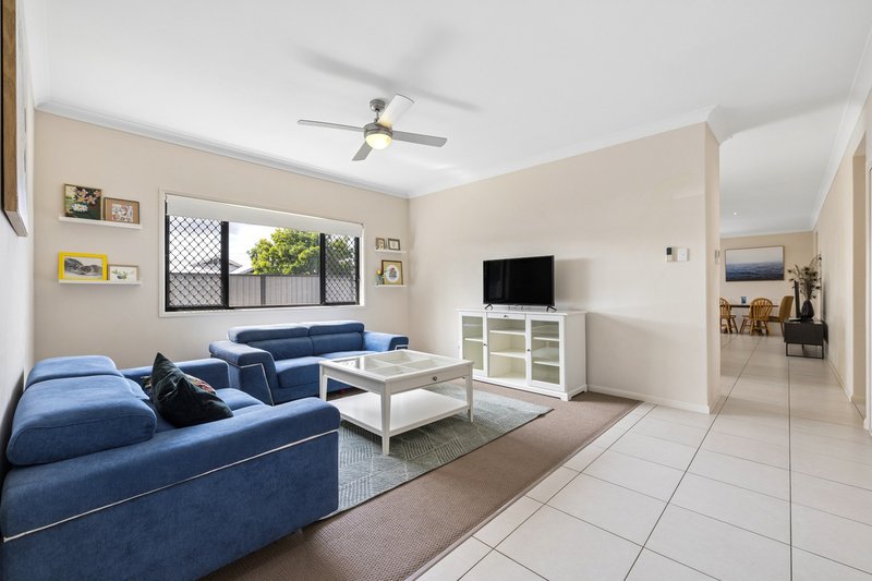 Photo - 15 Winlock Circuit, Warner QLD 4500 - Image 3