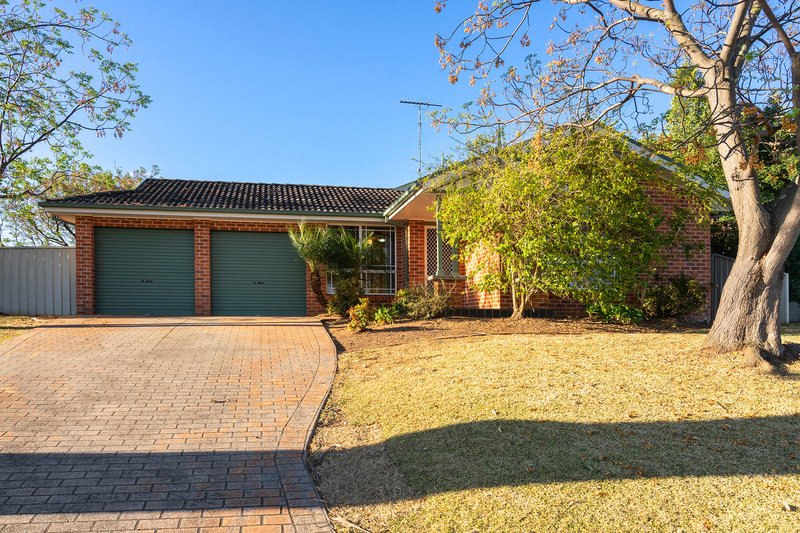 15 Womra Crescent, Glenmore Park NSW 2745