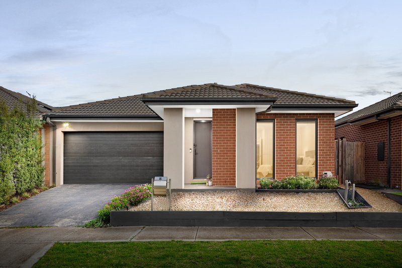 Photo - 15 Wonderland Road, Werribee VIC 3030 - Image 1