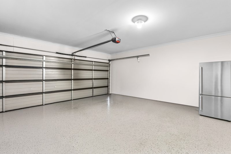 Photo - 15 Wonderland Road, Werribee VIC 3030 - Image 14