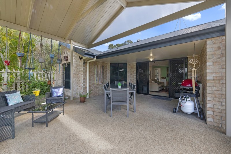 Photo - 15 Woodlands Lane, Moore Park Beach QLD 4670 - Image 2