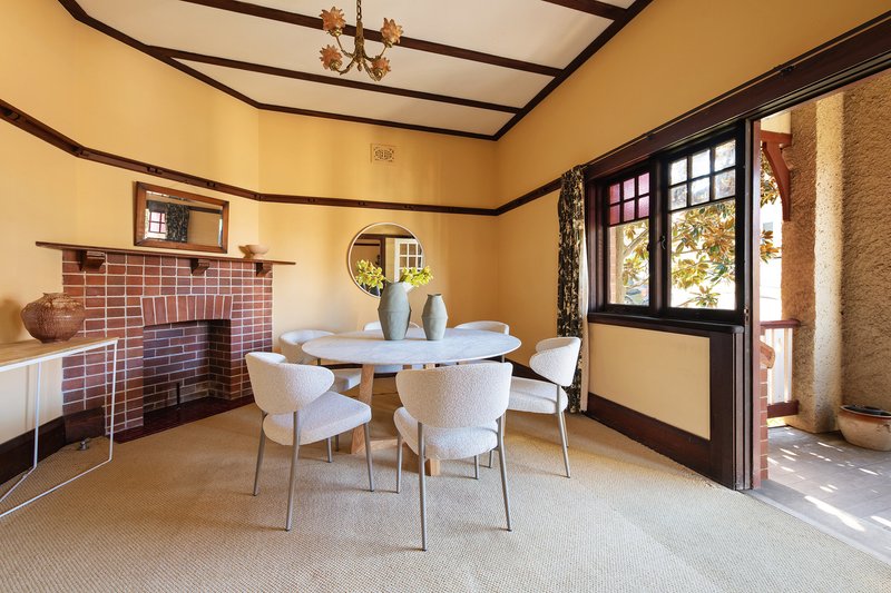 Photo - 15 Woods Parade, Fairlight NSW 2094 - Image 2