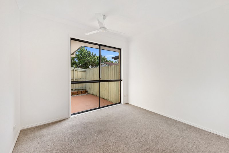 Photo - 1/5 Woollahra Court, Varsity Lakes QLD 4227 - Image 11