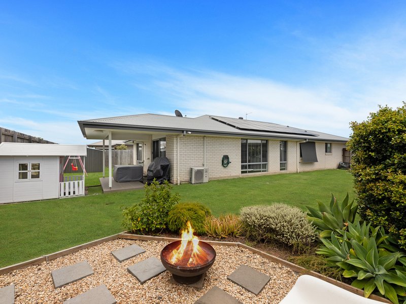 Photo - 15 Wylie Way, Urraween QLD 4655 - Image 8