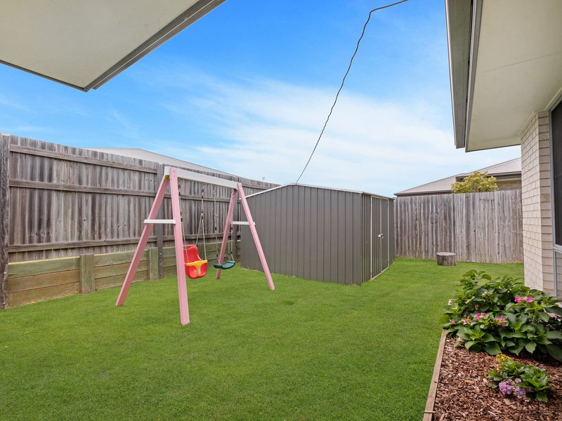 Photo - 15 Wylie Way, Urraween QLD 4655 - Image 16