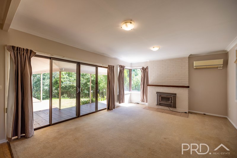 Photo - 15 Wynyard Street, Tumut NSW 2720 - Image 7