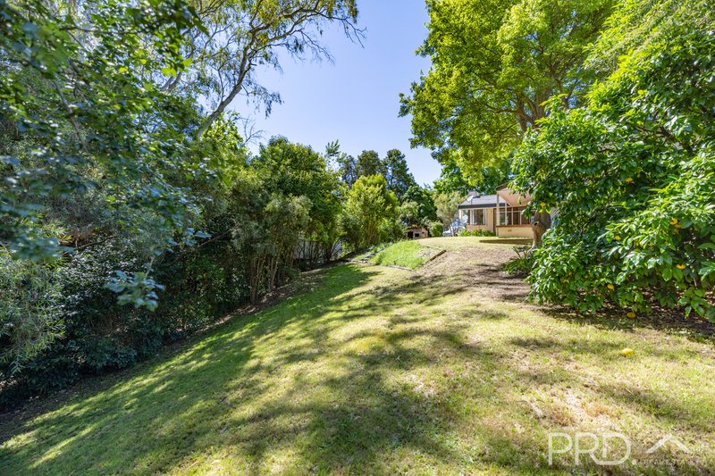 Photo - 15 Wynyard Street, Tumut NSW 2720 - Image 18