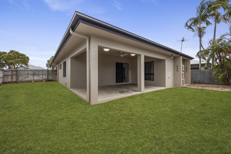 Photo - 15 Yarra Crescent, Kelso QLD 4815 - Image 11