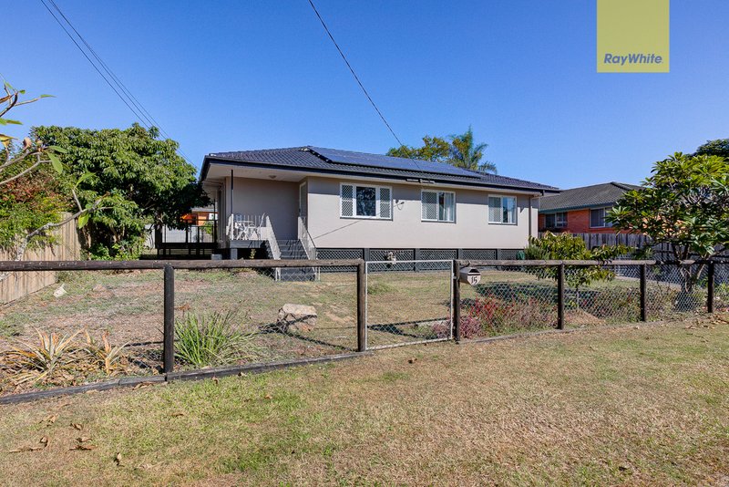 15 Yugumbri Crescent, Logan Central QLD 4114