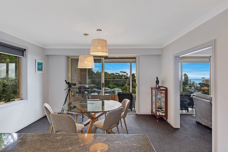 Photo - 1/50-52 Kurrawyba Avenue, Terrigal NSW 2260 - Image 3