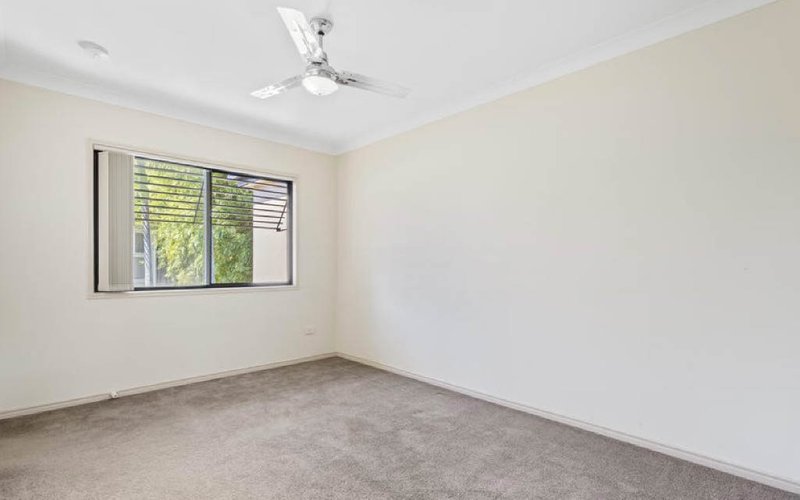 Photo - 1/50-54 John Street, Redcliffe QLD 4020 - Image 9