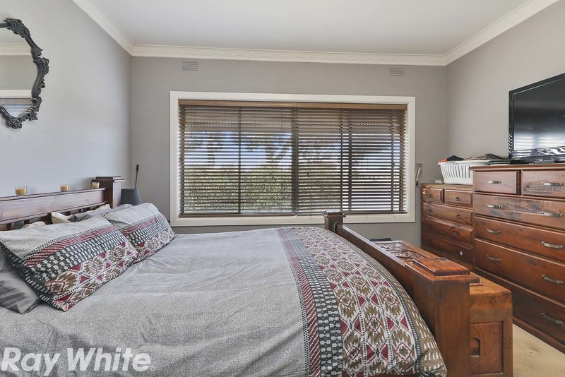 Photo - 150 Ballarat Road, Hamlyn Heights VIC 3215 - Image 4