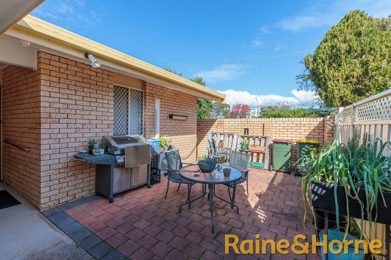 Photo - 1/50 Birch Avenue, Dubbo NSW 2830 - Image 6