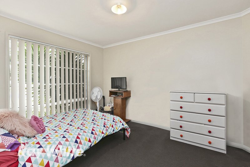 Photo - 1/50 Cameron Crescent, Lara VIC 3212 - Image 4