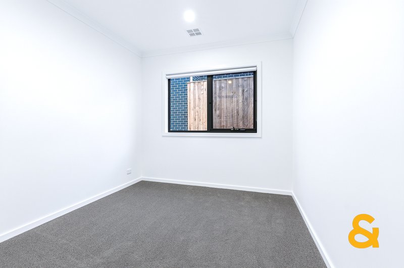 Photo - 150 Campestre Drive, Sunbury VIC 3429 - Image 13
