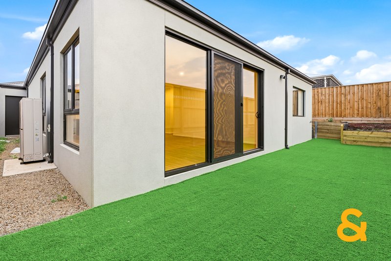 Photo - 150 Campestre Drive, Sunbury VIC 3429 - Image 18
