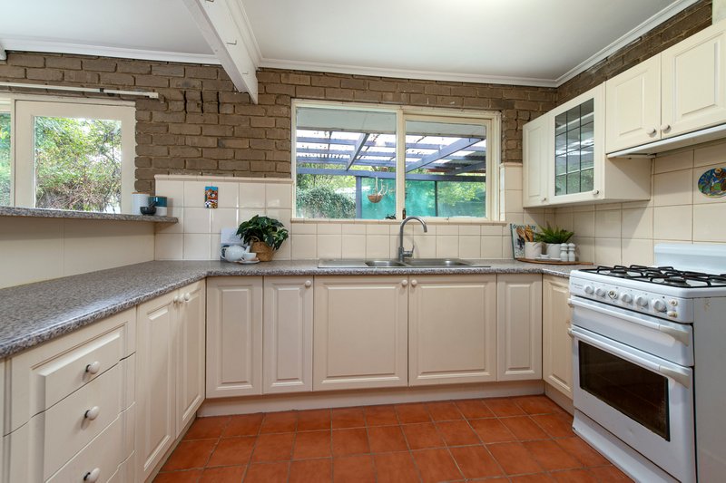 Photo - 150 Forest Road, Ferntree Gully VIC 3156 - Image 4