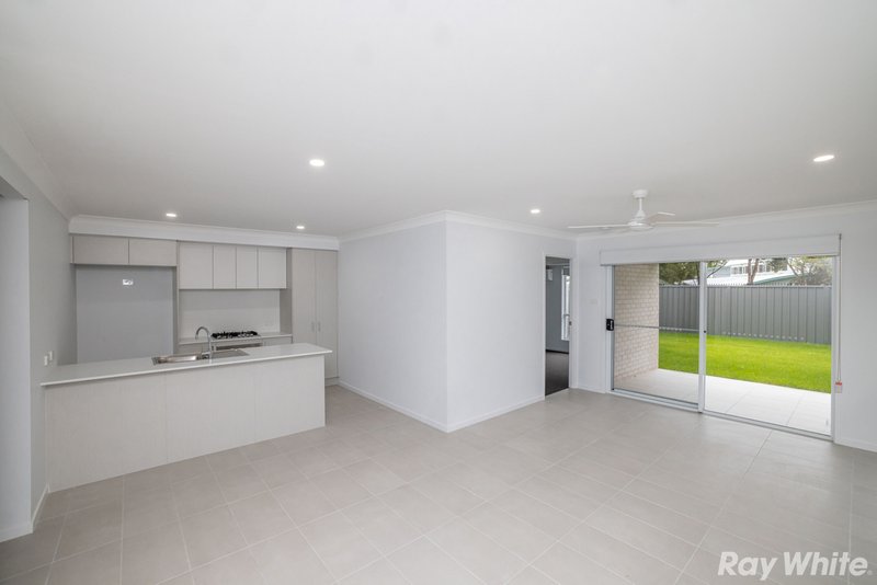 Photo - 1/50 Iluka Boulevard, Forster NSW 2428 - Image 5