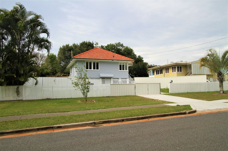 150 Lawn Street, Holland Park QLD 4121