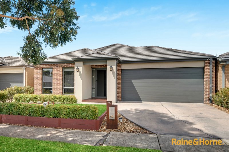 Photo - 150 Lineham Drive, Cranbourne East VIC 3977 - Image 2