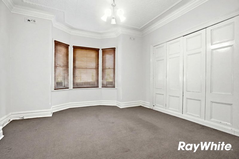 Photo - 1/50 Livingstone Road, Petersham NSW 2049 - Image 4