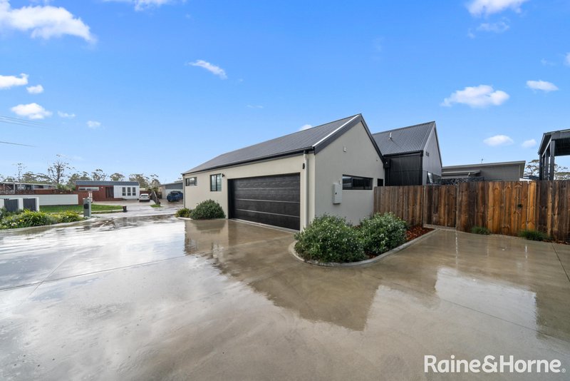 Photo - 1/50 Mannata Street, Lauderdale TAS 7021 - Image 3