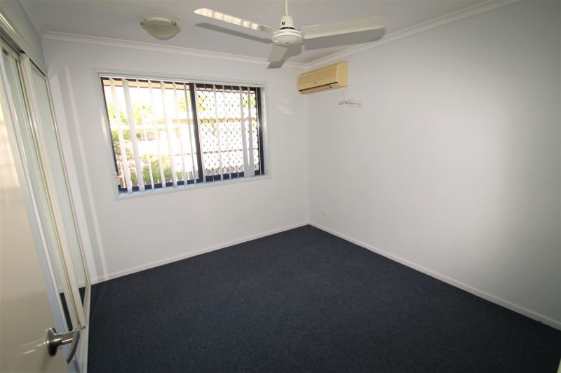 Photo - 1/50 Marten Street, South Gladstone QLD 4680 - Image 5