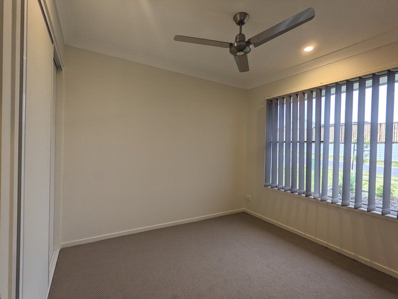 Photo - 1/50 Merino Street, Park Ridge QLD 4125 - Image 5