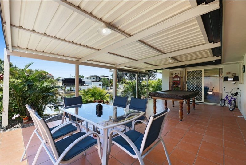 Photo - 150 Monaco Street, Broadbeach Waters QLD 4218 - Image 14