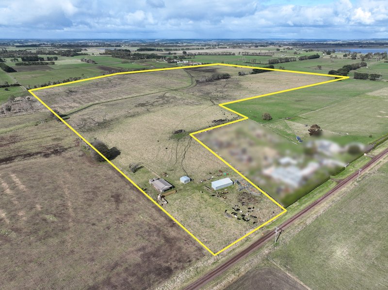 150 Nelsons Road, Elingamite North VIC 3266