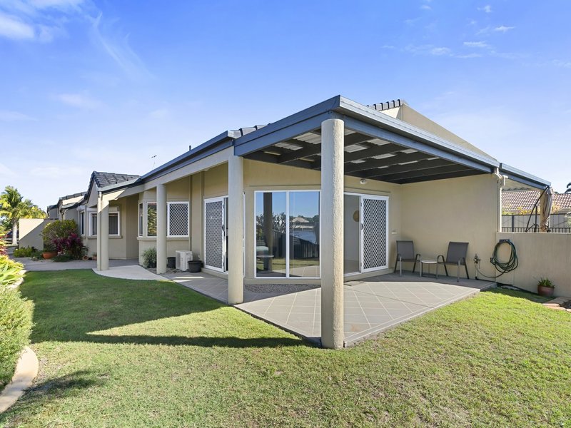 Photo - 1/50 Pacific Drive, Banksia Beach QLD 4507 - Image 4