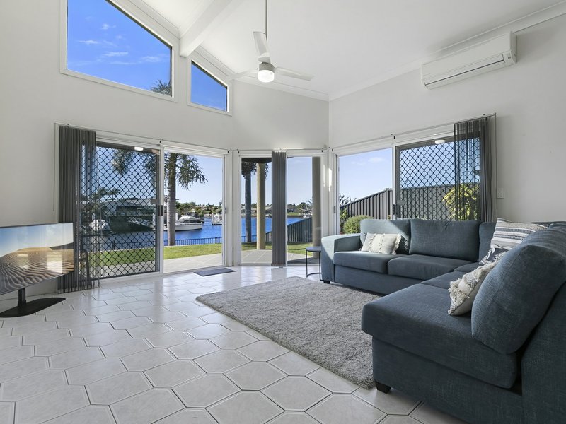 Photo - 1/50 Pacific Drive, Banksia Beach QLD 4507 - Image 7